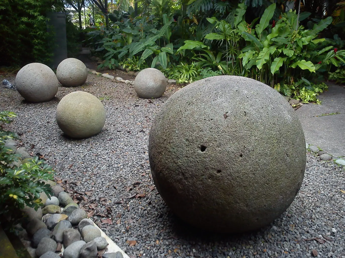 Perfectly round stone spheres, Costa Rica