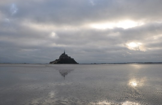 Mont Saint Michel (Normandy, France) walk at low tide | Mont Saint-Michel winter escape | LegendaryTrips