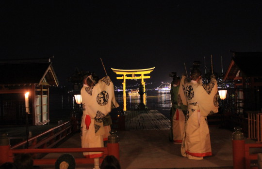 Kagura (Shinto theatrical dance), Itsukushima Shrine Japan
