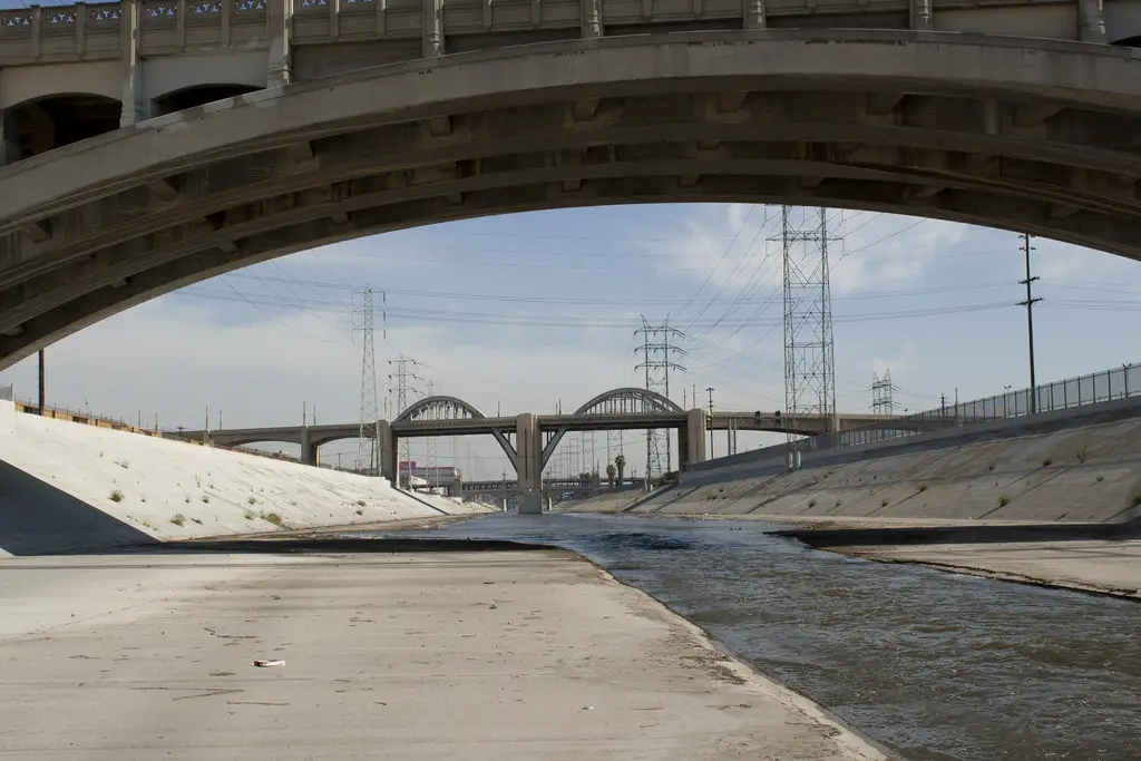 5 6th Bridge Viaduct Los Angeles California US