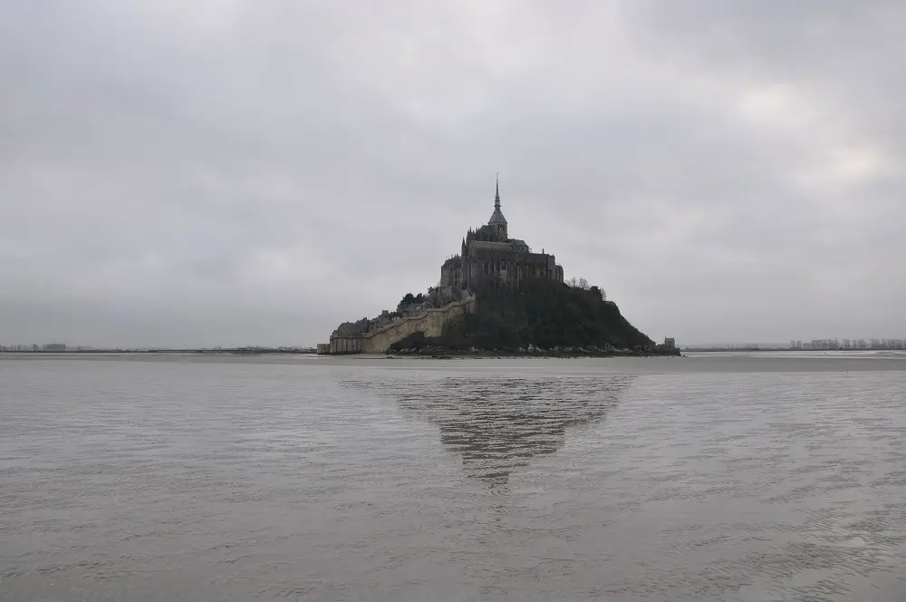 Mont Saint Michel (Normandy, France) walk at low tide - Mont Saint-Michel winter escape | LegendaryTrips